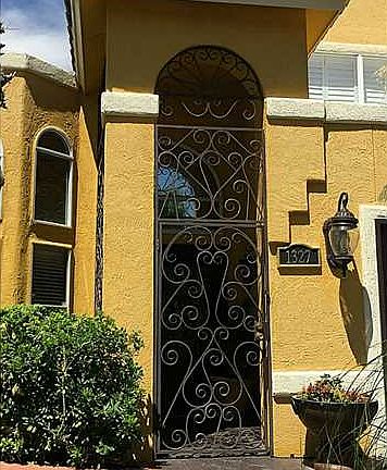 3rd image of 1327 Desert Jewel Dr