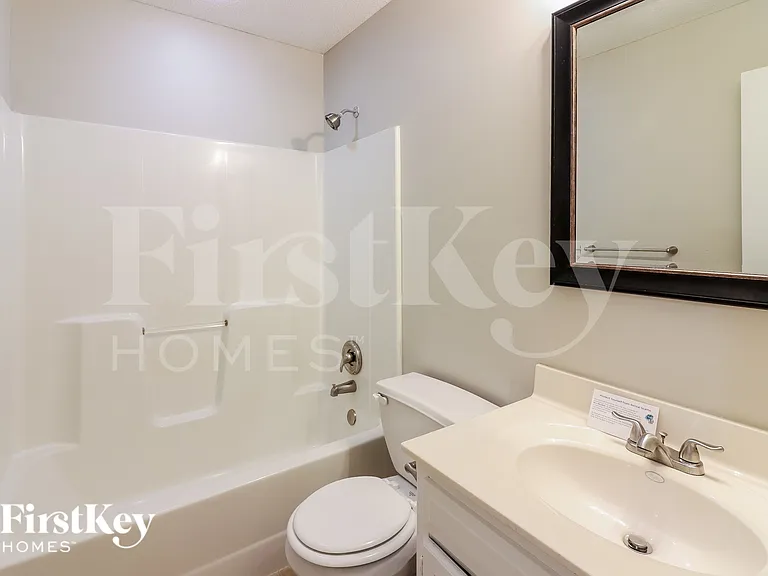 208 High Point Ln — Photo 9