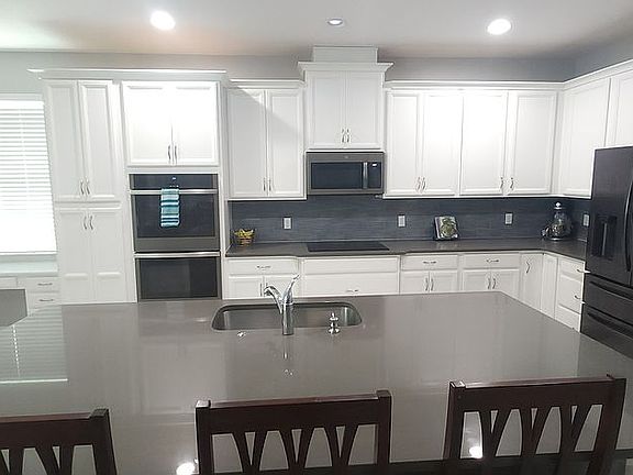 4th image of 2763 Grotto Pl
