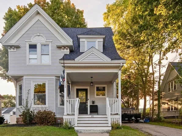 85 Bedford St, Bridgewater, MA 02324