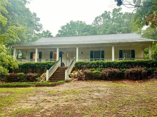 3638 Country Ct S, Mobile, AL 36619