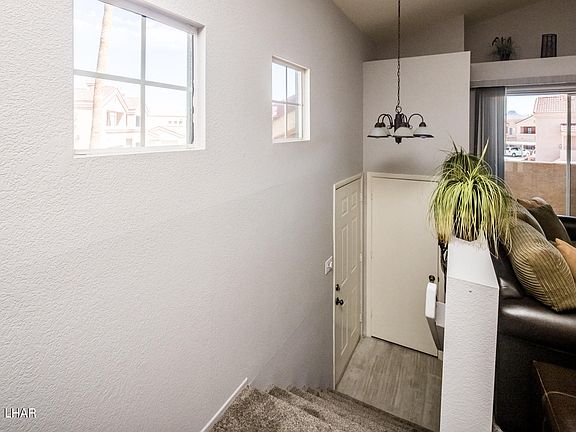 4th image of 1650 Smoketree Ave S Unit 259