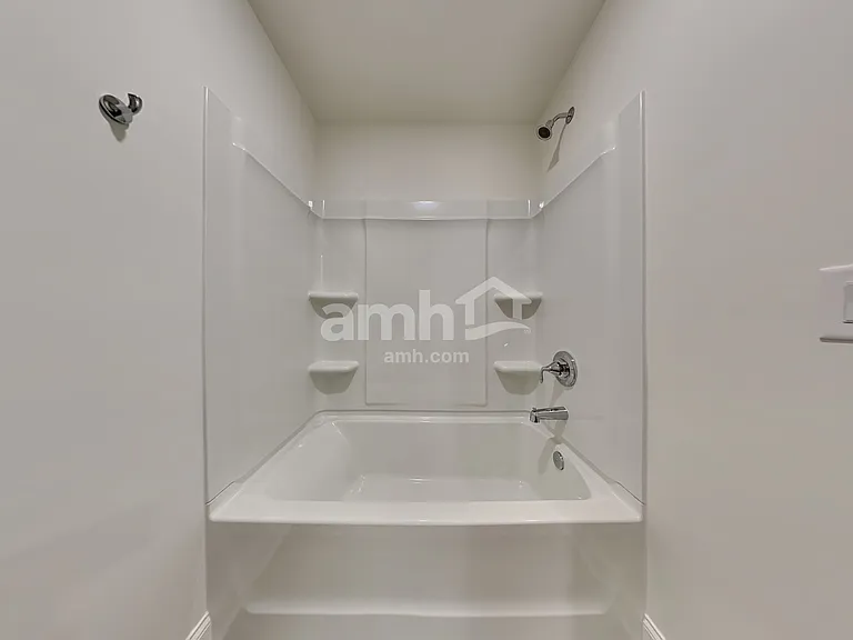 1776 Silver Tree St — Photo 17