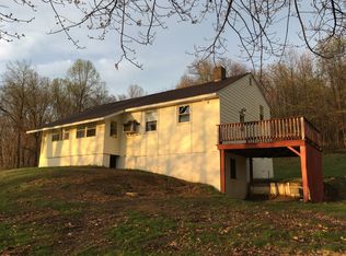 222 Lewis Rd, Greensburg, PA 15601