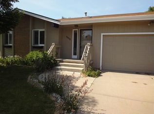 15312 Allan Dr, Omaha, NE 68137