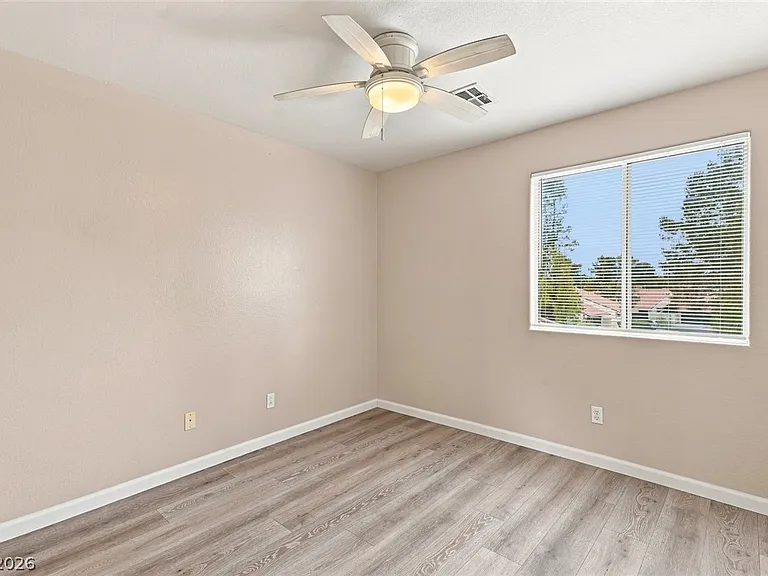 1915 Sundown Canyon Dr — Photo 21