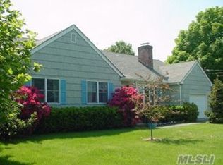 277 Tuthills Ln, Aquebogue, NY 11931