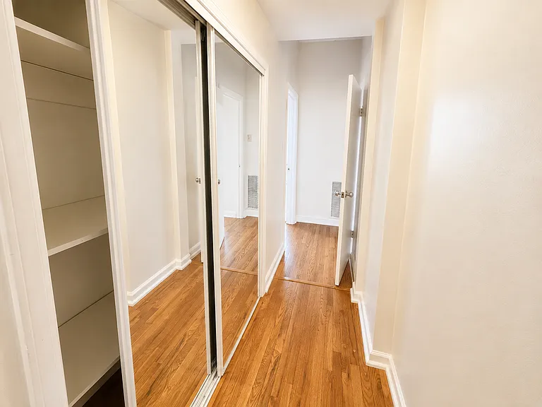 735 N Highland Ave #3 — Photo 29