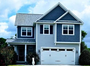 101 Abaco Dr E, Cedar Pt, NC 28584