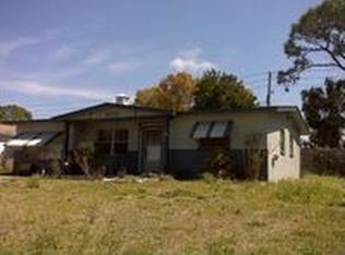 5713 1st St NE, Saint Petersburg, FL 33703