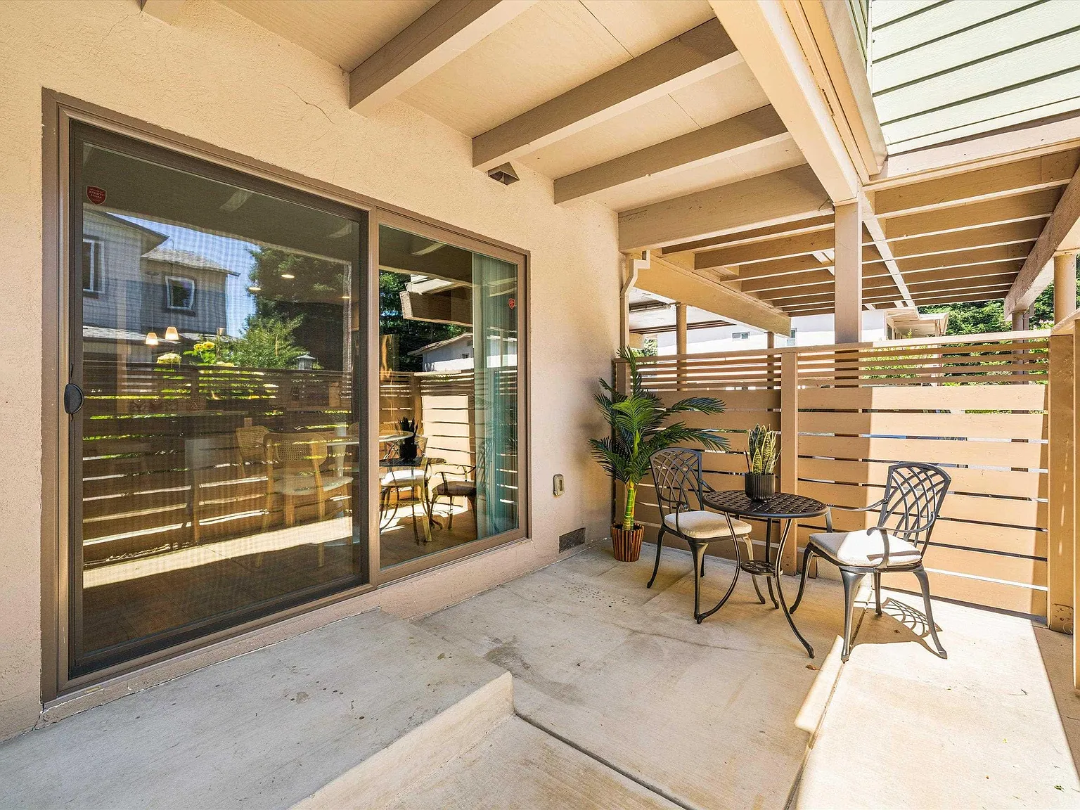 2 bed, 875 sqft, $4,800 — Photo 4