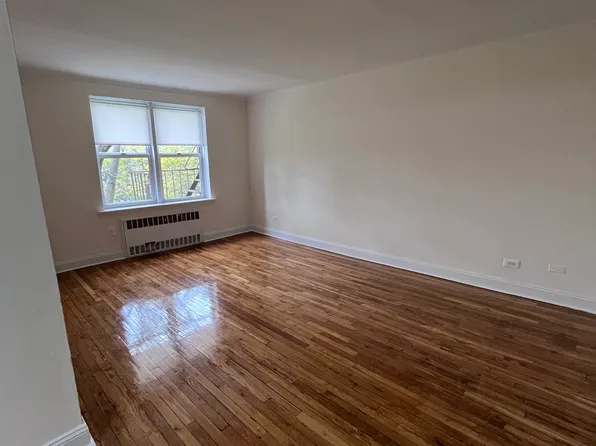 2681 W 2nd St APT 3E, Brooklyn, NY 11223