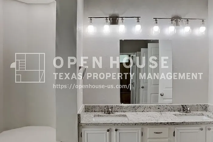 2906 Saint Vincent Dr — Photo 12