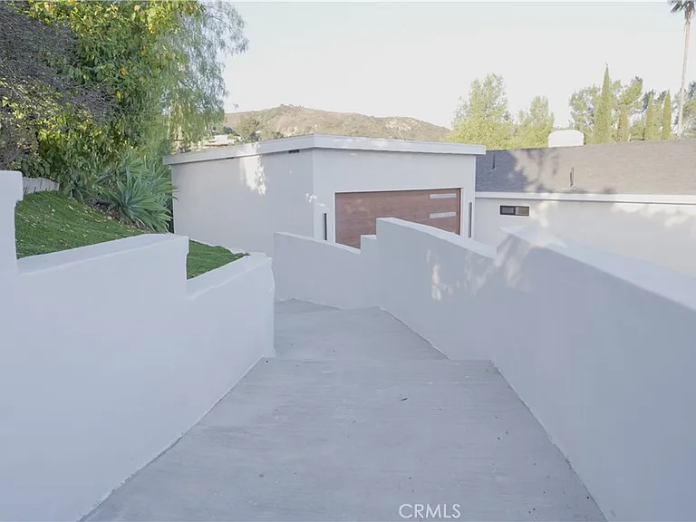 2600 Topanga Skyline Dr — Photo 22