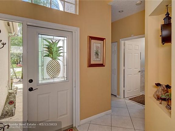 4th image of 7147 SE Twin Oaks Cir