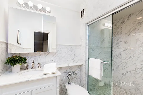 Rented by (Legacy) Elegran | media 21