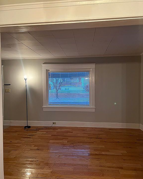 1st image of 1424 Sara Ave
