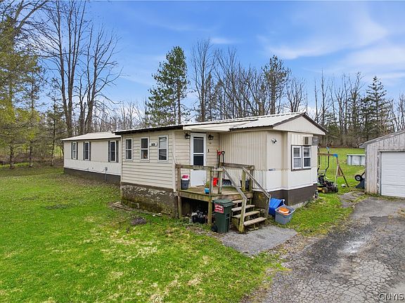 4th image of 9797 James Rd