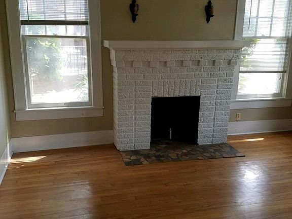 2nd image of 3119 Centenary Blvd