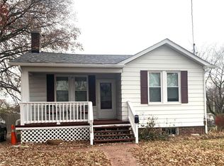 1010 S 5th St, Belleville, IL