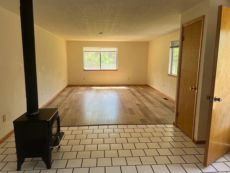 179 Anna Laura Dr — Photo 3