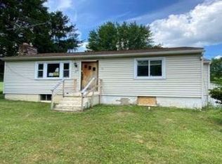 607 Armbrust Hecla Rd, Hunker, PA 15639