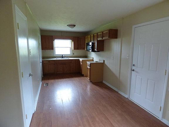 4th image of 105 Kenwood Dr