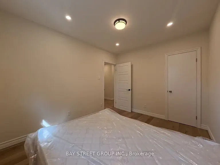 402 Osiris Dr — Photo 14