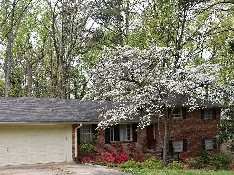 1st image of 2686 Oswood Dr