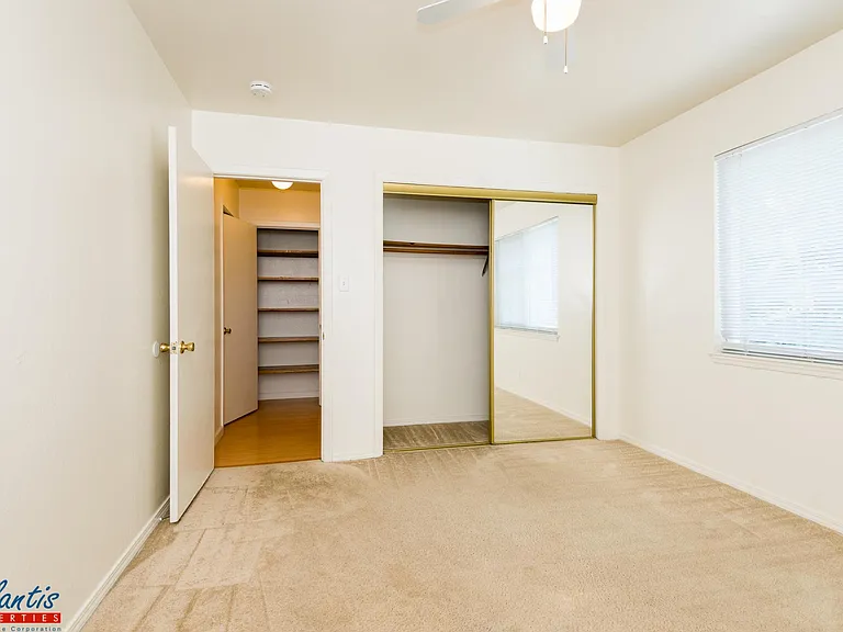 2386 Sutter Ave #8 — Photo 5