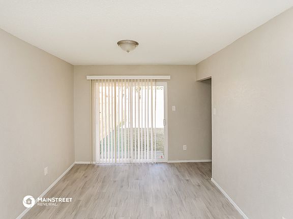 4th image of 501 Grinnell Dr