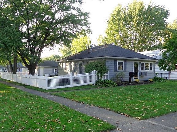 2nd image of 841 S Logan St