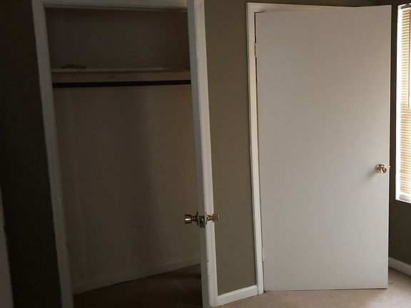Lots of closet space!