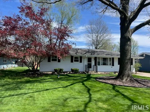 54426 32nd St, South Bend, IN 46635