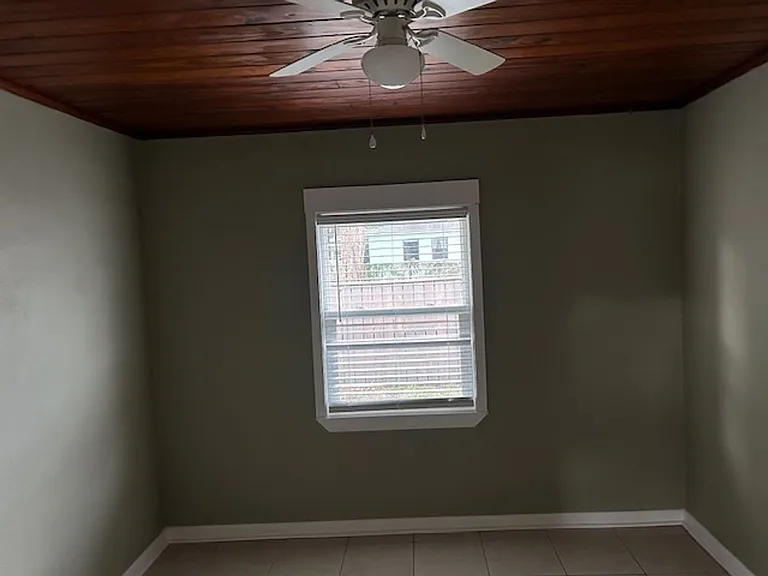 816 Ariana St — Photo 10