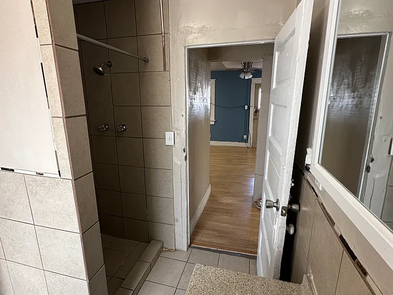 418 Fewel St — Photo 16