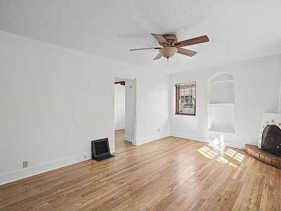 4th image of 312 Staab St