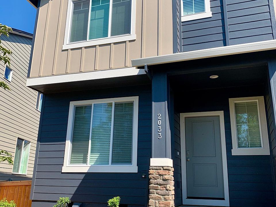 1st image of 2033 NE Four Seasons Ln