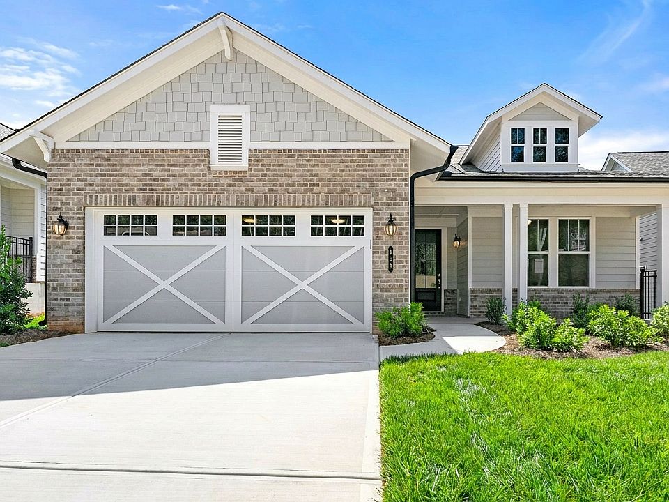 1st image of 455 Geneva Way