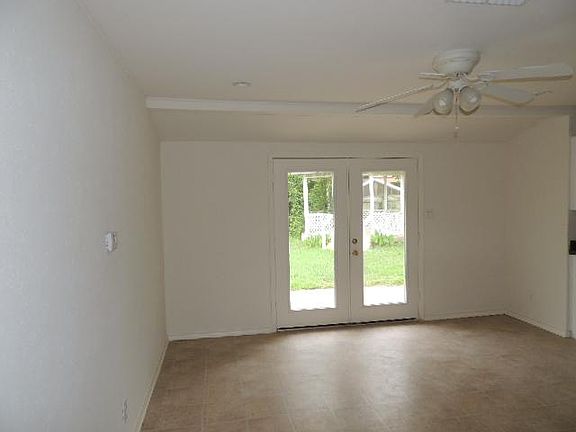3rd image of 4524 Gary Dr