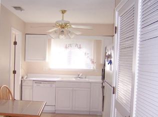 582 Hunters Dr W APT C, Carmel, IN 46032