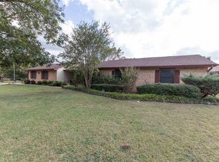 203 Thurman Dr, Lawton, OK 73507