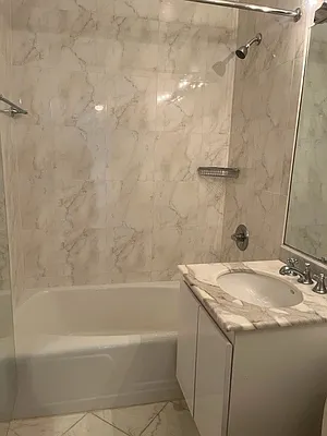 Rented by Solow Realty | media 20