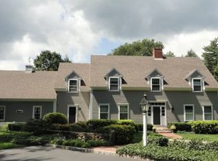 24 Evergreen Rd, Hampton Falls, NH 03844