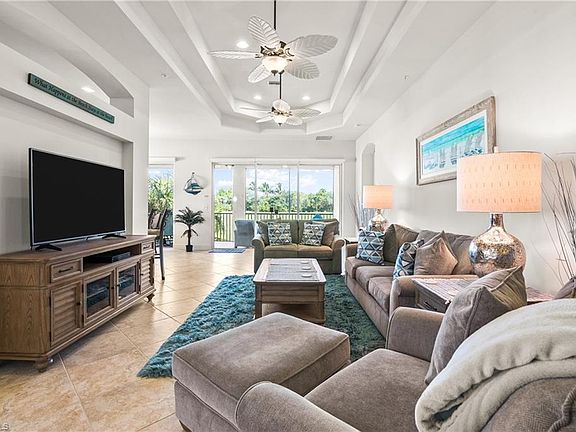 4th image of 10251 Glastonbury Cir #201