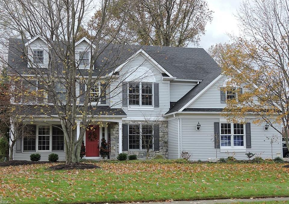 1st image of 456 Crestwood Dr