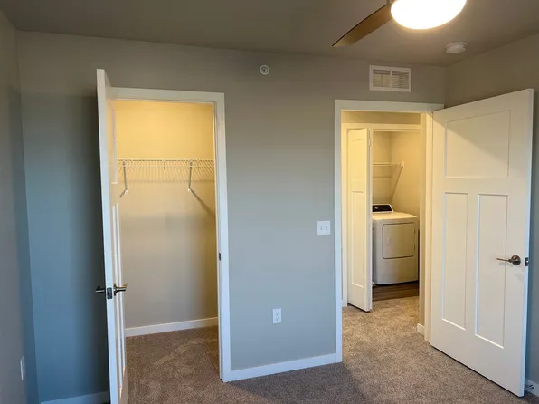 Buffalo Ridge Townhomes