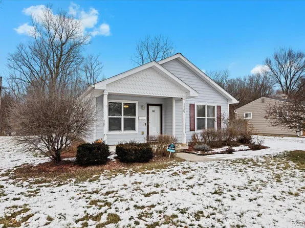 1556 Harvest Ln, Ypsilanti, MI 48198