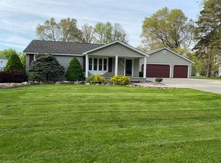 4483 Winters Dr, Flint, MI 48506