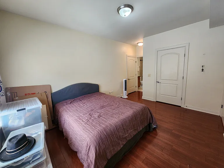 2318 N Milwaukee Ave #303 — Photo 13